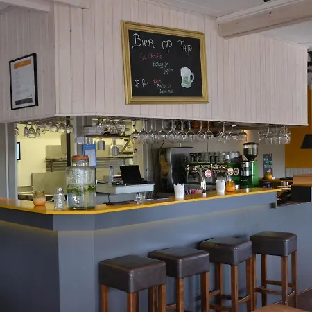 In South Holland With Unique Design 別荘 *